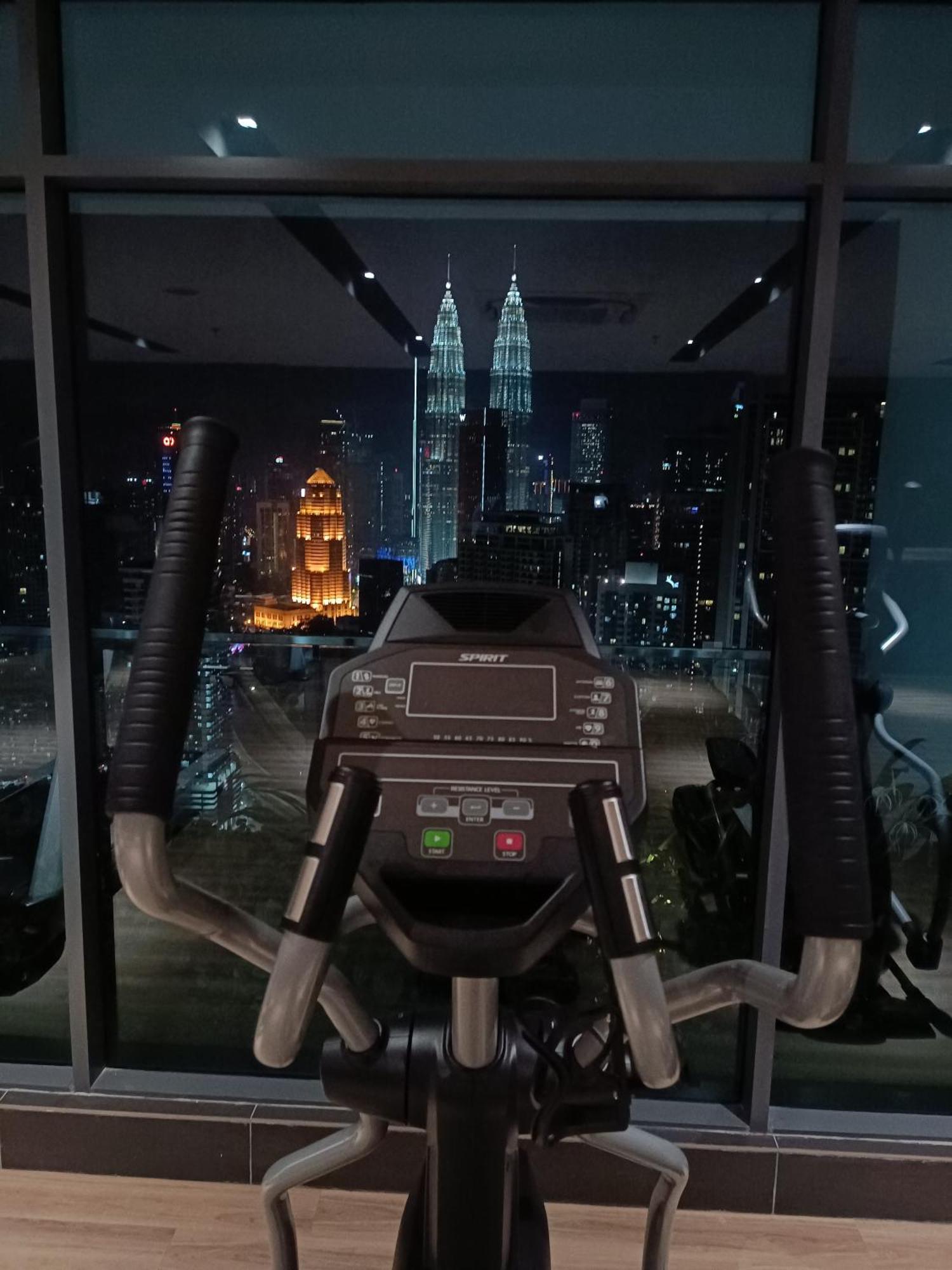 Apartment Col 27b Klcc View & Infinity Pool View *
